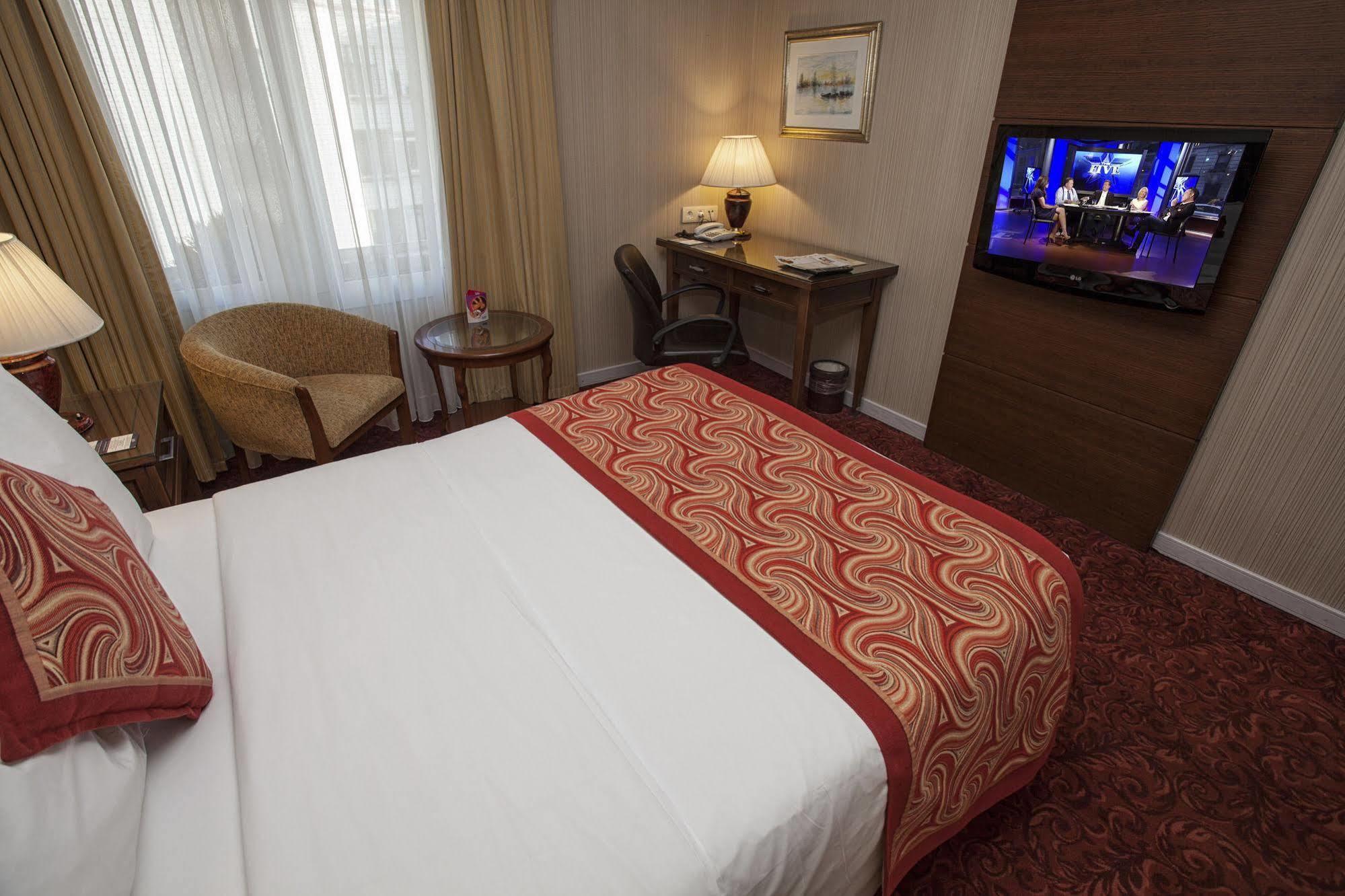 Buyukhanli Park Hotel อังการา ภายนอก รูปภาพ